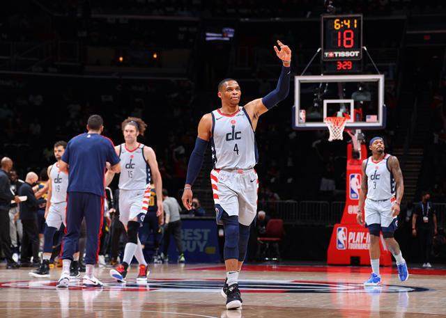 及时反弹助球队晋级！韦少将携比尔挑战东部第一